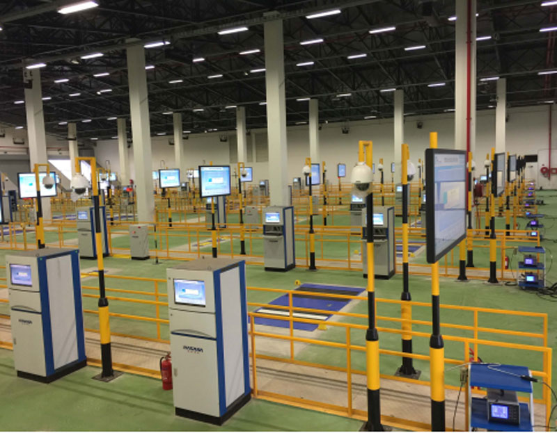 屋内, 建物, テーブル, 座る が含まれている画像

AI 生成コンテンツは誤りを含む可能性があります。